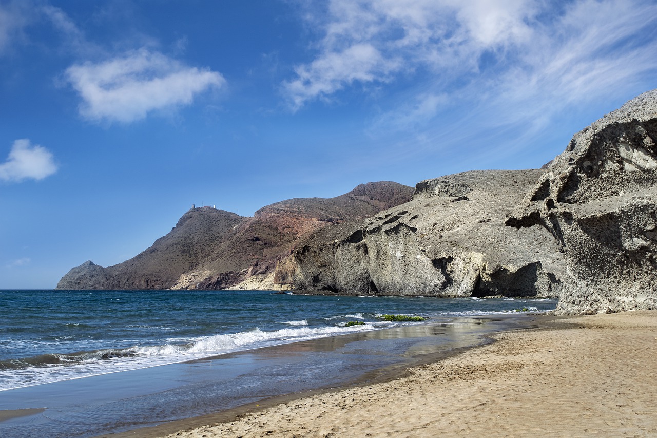 Coste de alta de agua en Almería