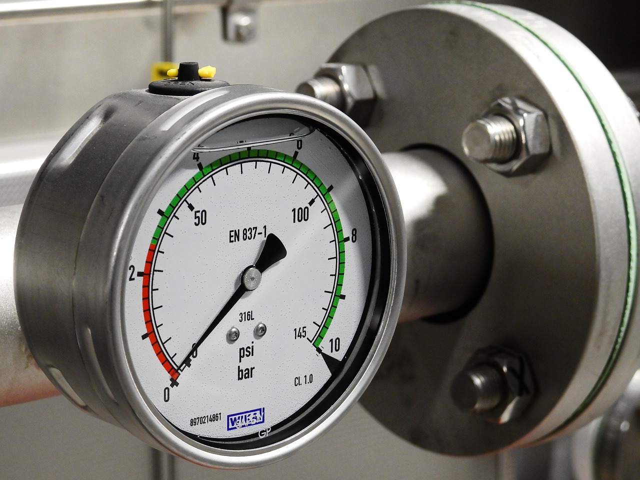 Una guía para entender cómo funciona un manómetro de presión de aire